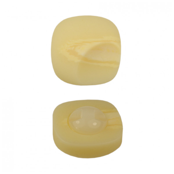 Пуговица пластиковая, 48L, цвет кремовый